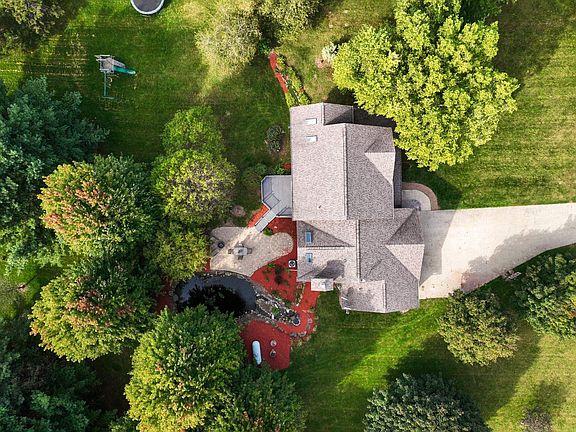 3rd image of 6707 Twin Lane Rd