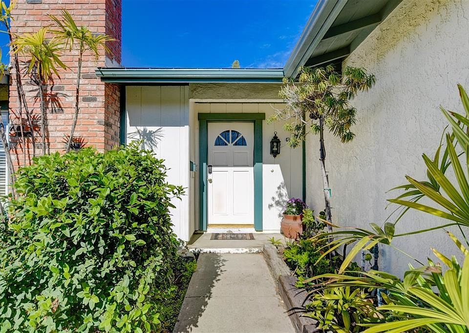 1st image of 6670 Amberly St