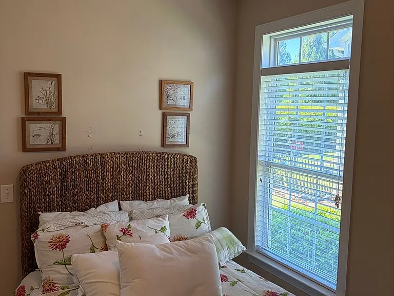 125 Gramercy Ct — Photo 22