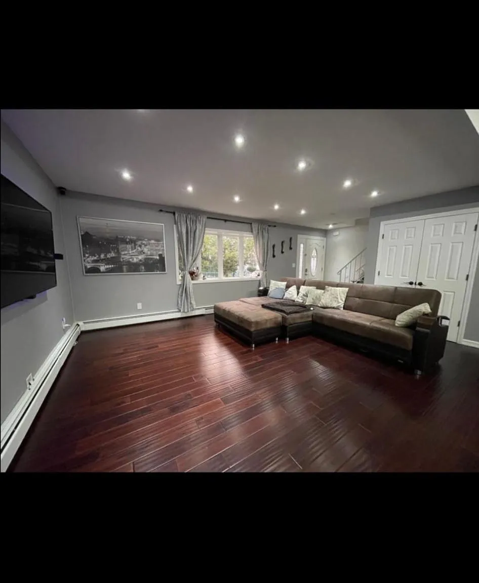 1 Dale Dr — Photo 2