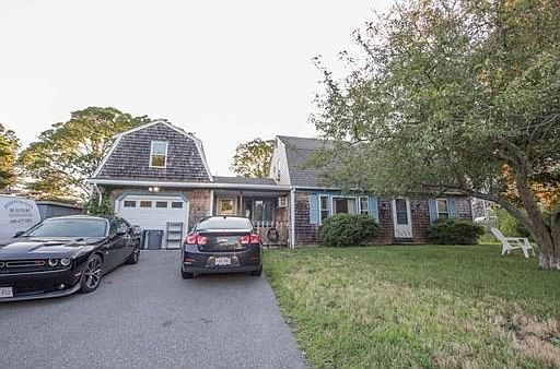 3rd image of 24 Sophie Ln