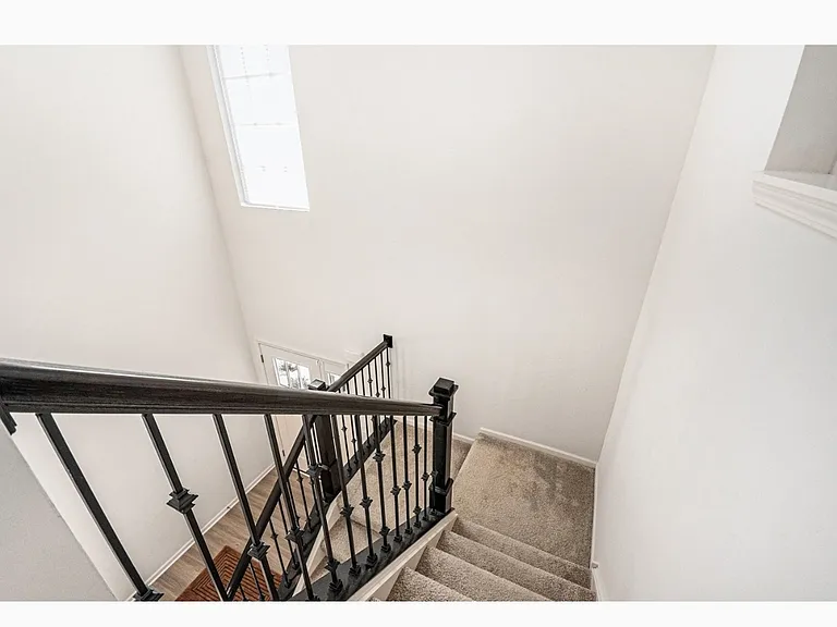 1848 Wren Rd — Photo 10