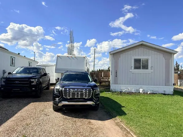 1830 SE 1a Street Cres, Wainwright, AB T9W 1N4