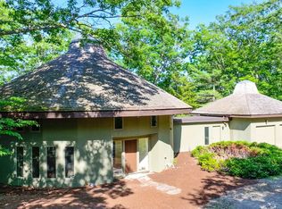 73 Oakledge Rd, Sunapee, NH 03782