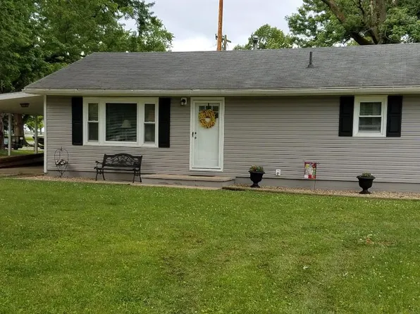 102 Circle Dr, Jerseyville, IL 62052