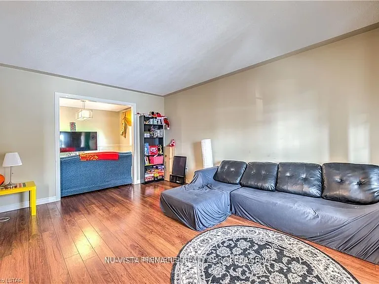 1263 Aldersbrook Rd — Photo 14