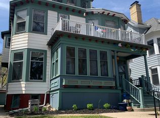 2909 N Marietta Ave, Milwaukee, WI 53211