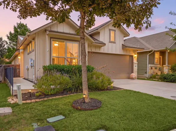 1887 BARON DR, New Braunfels, TX 78130