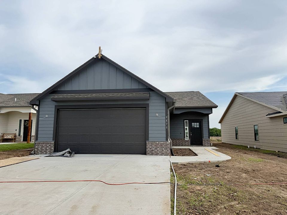 1st image of 9870 Weeping Willow Dr