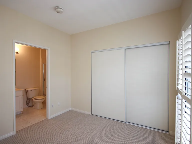 111 S Oak Knoll Ave #203 — Photo 15