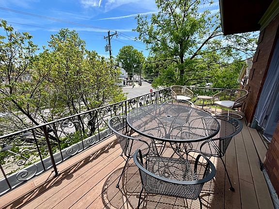 2nd image of 4115 Forest Ave #2