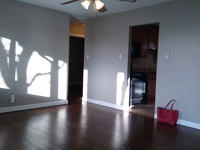 3316 N Adams St — Photo 46