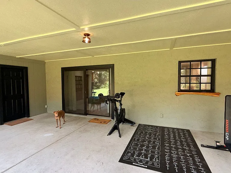 2200 Retreat Rd — Photo 28
