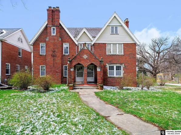 102 S 54th St, Omaha, NE 68132