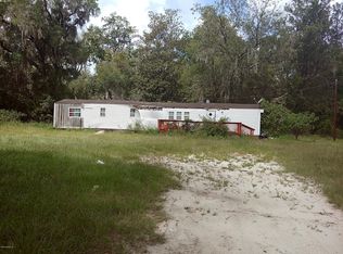 105 N Sipprell Rd, Florahome, FL 32140