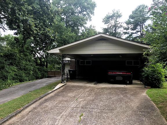 2nd image of 4077 Teakwood Dr