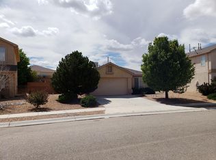 171 Solitude Ave SW, Los Lunas, NM 87031