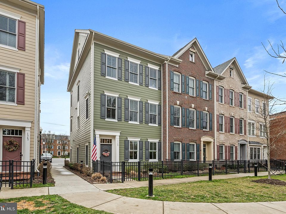 1st image of 1365 Powhatan St