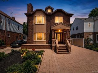 14163 73rd Ter, Flushing, NY 11367