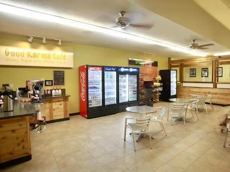Cafe