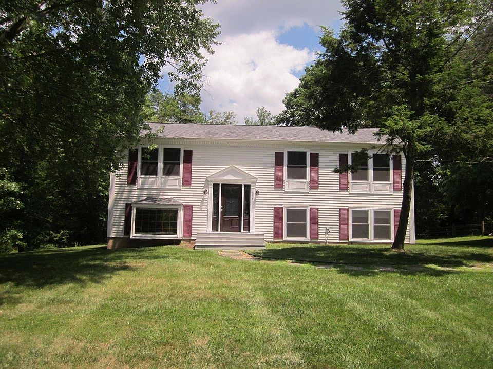1st image of 2587 Viking Dr