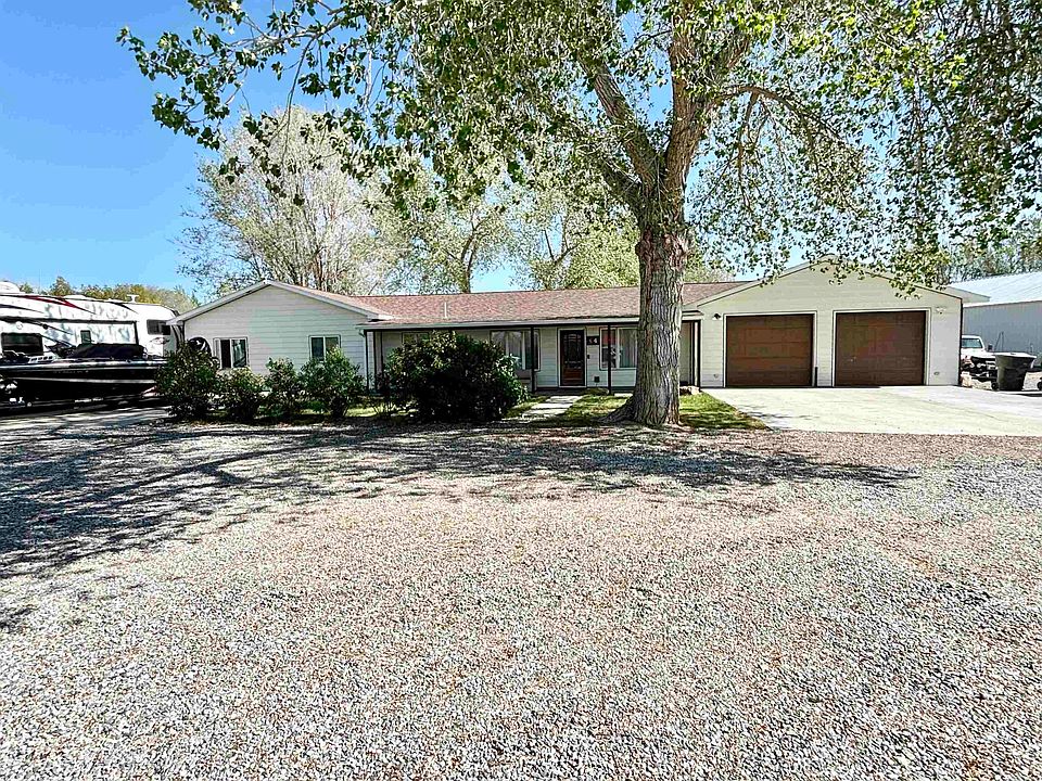 1st image of 4 McCall Ln