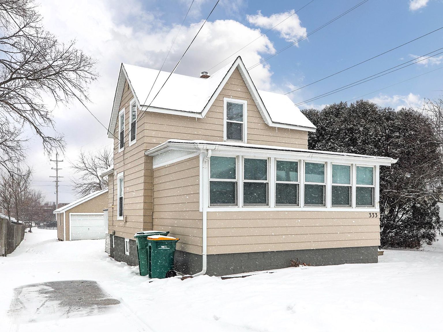 333 Charles St, Sycamore, IL 60178 Zillow