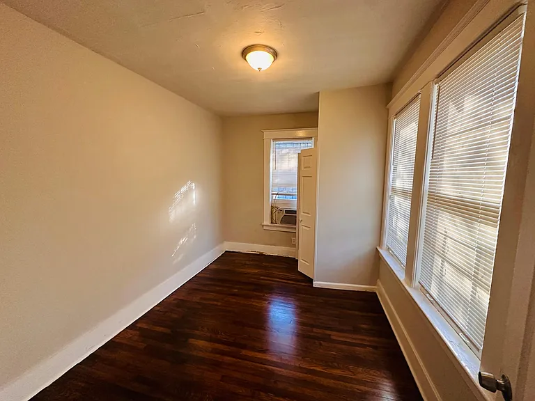 3239 Douglass Ave — Photo 7