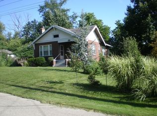 410 Carlson Ave, Maryland Heights, MO 63043