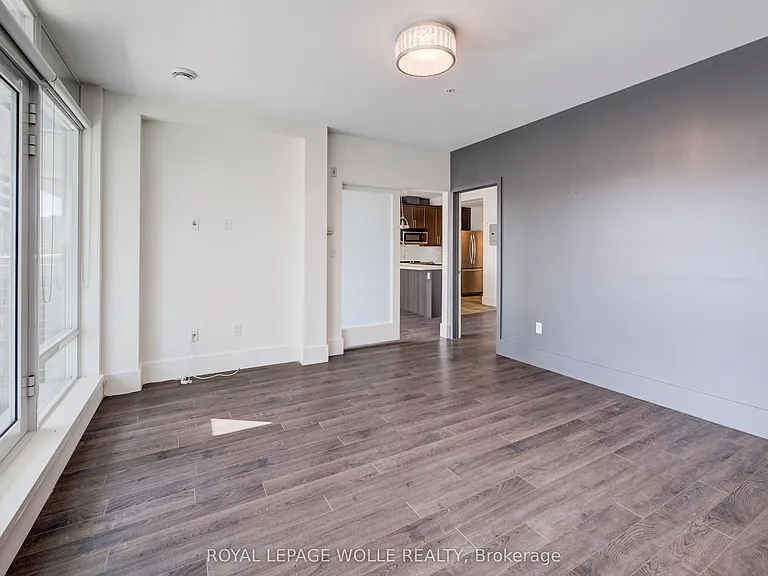 188 King St S #413 — Photo 27