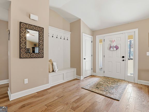 3rd image of 2317 Old Corinth Rd