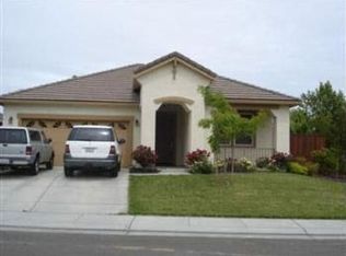 568 Watercourse Ln, West Sacramento, CA 95605
