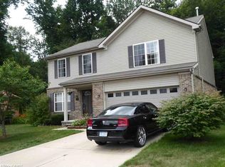 13138 Cumberland Ct, Belleville, MI 48111