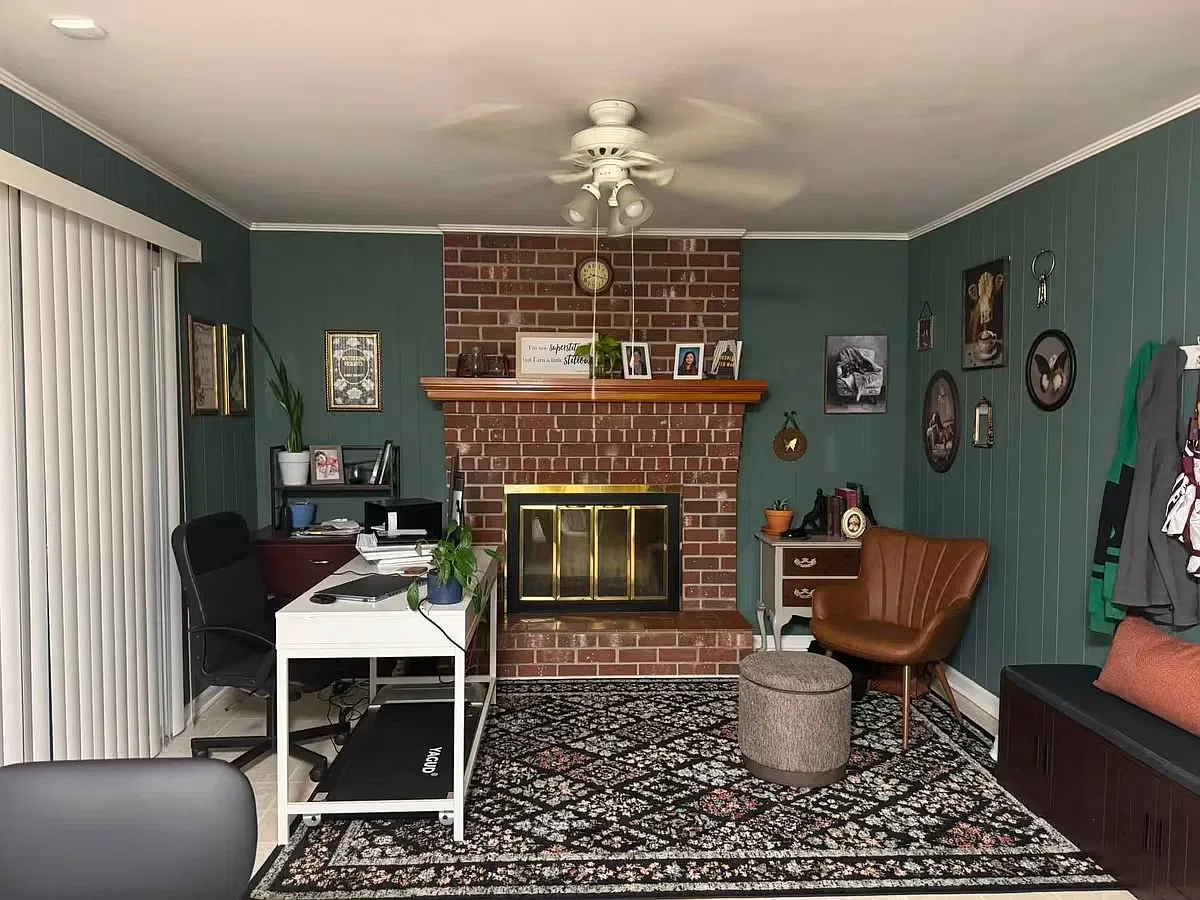 3 bed, 1.5 bath, 1313 sqft, $1,900 — Photo 2