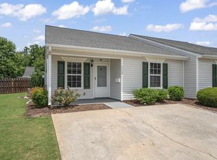 1736 Summerwoods Ln, Griffin, GA 30224