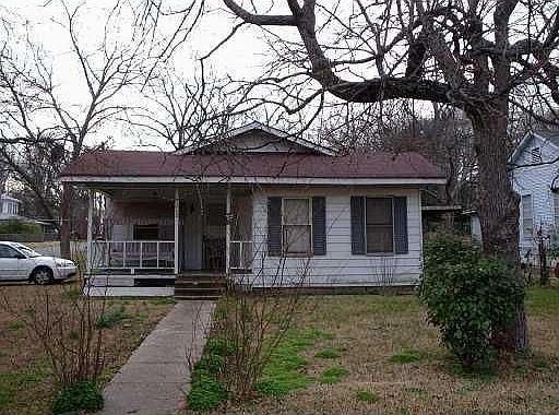 1st image of 610 Old Mooringsport Rd