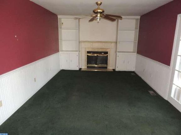5th image of 117 Dasher Ave