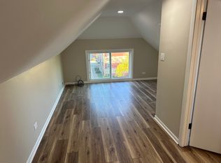6243 W Montrose Ave APT 3, Chicago, IL 60634