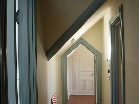 Apt 3R third floor hallway a