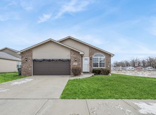 14925 Whipple Ave, Markham, IL 60428