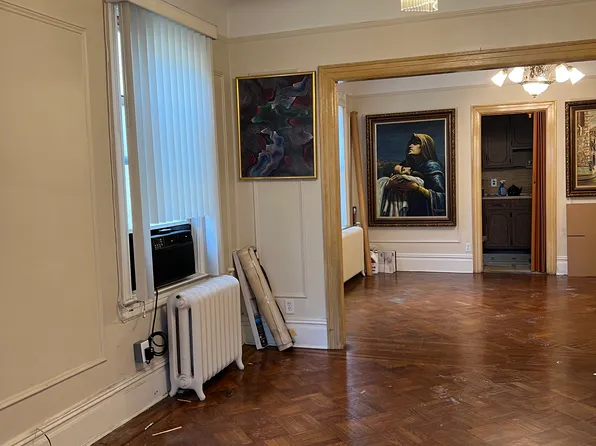 28-16 29th Street image 5 of 29