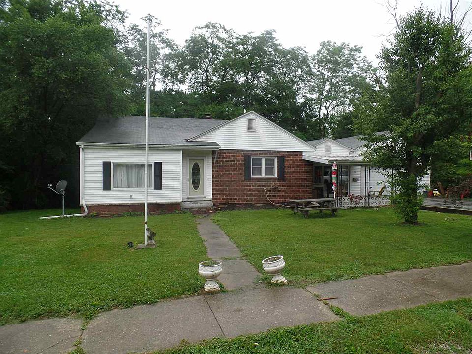1st image of 176 N Franklin St