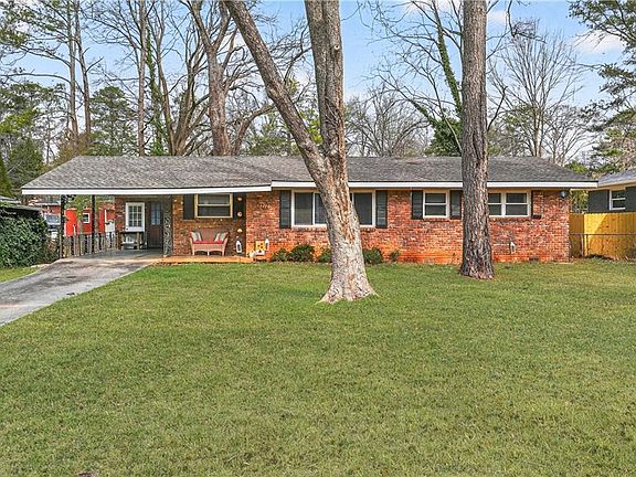 3rd image of 3212 Convair Ln