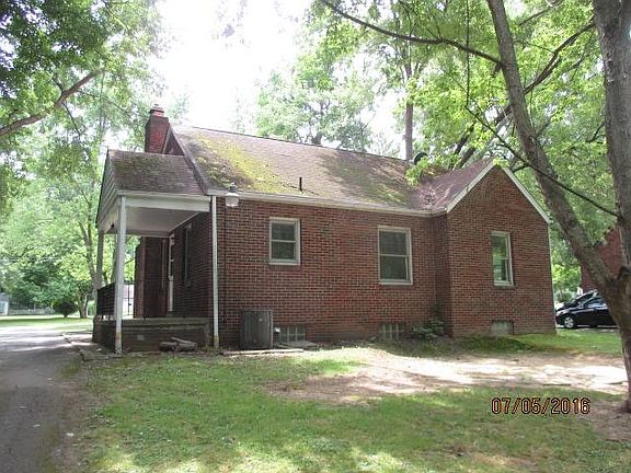 2nd image of 86 Ferncliff Ave