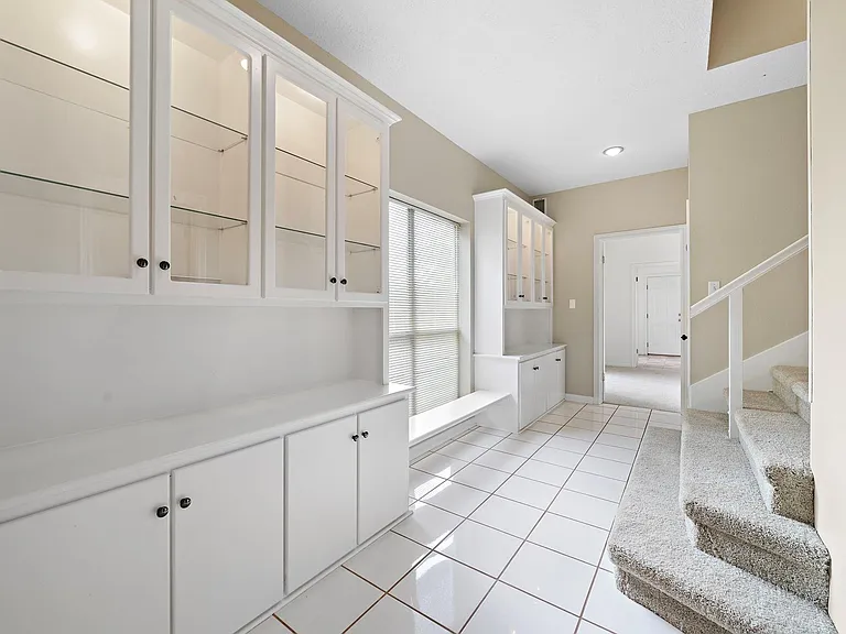 2523 Baycrest Dr — Photo 24