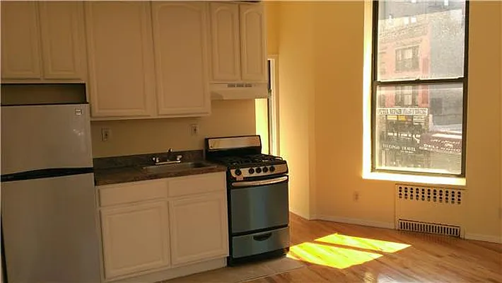Rented by Voro NYC | media 11