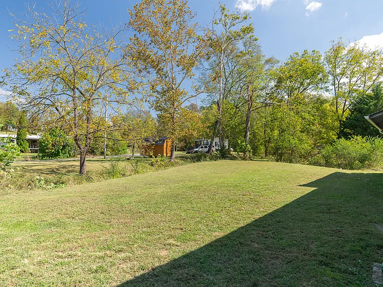 103 Boone Rd #G — Photo 13