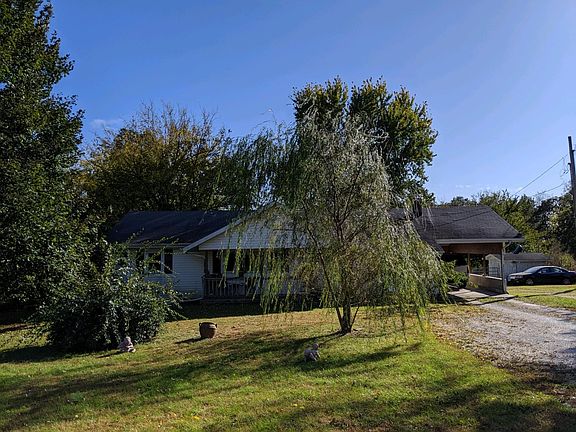 4th image of 3152 W Farm Road 44