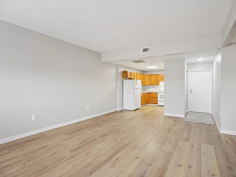 Spacious Living at Heritage Lofts, Piqua — Photo 57