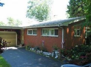 307 Prospect Ave, Mundelein, IL 60060